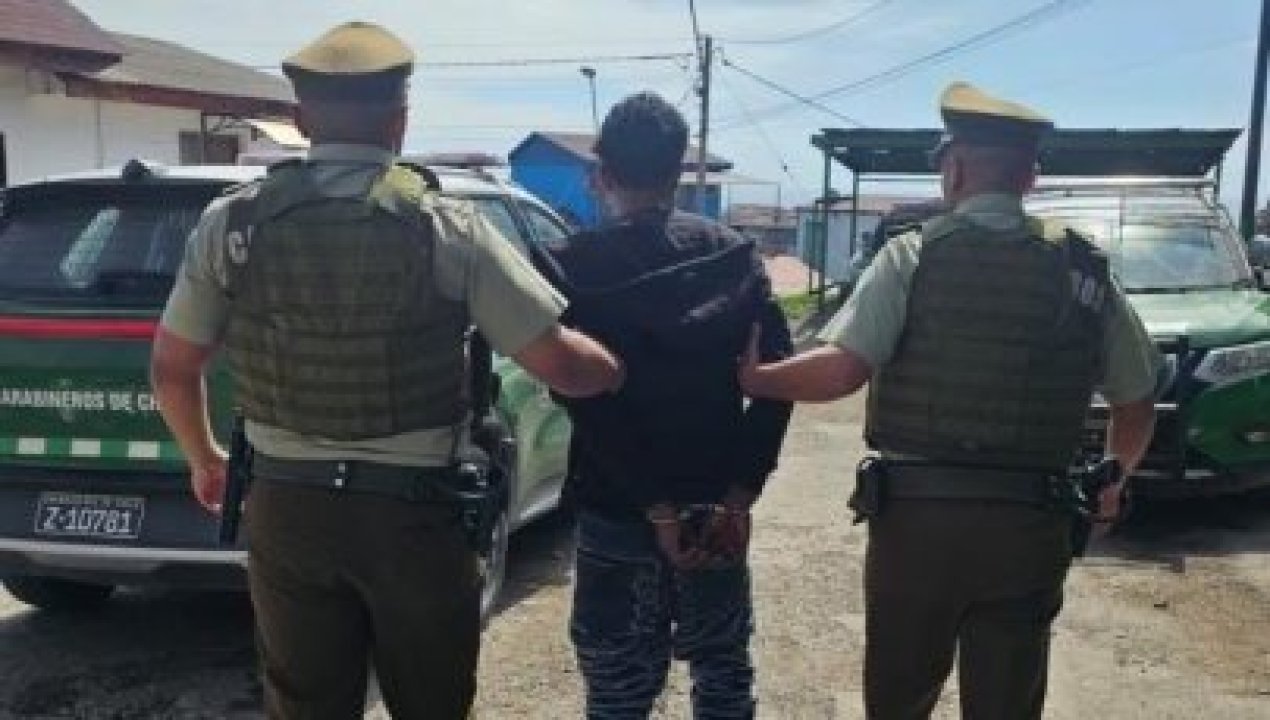 /carabineros-detuvo-hombre-que-intento-evadir-fiscalizacion-y-arrojo-arma