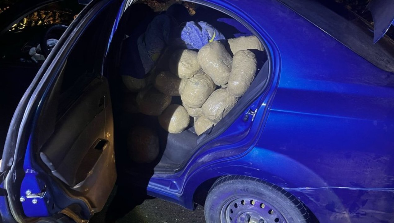 /local/detienen-a-ciudadano-boliviano-con-mas-de-195-kilos-de-droga-en-maria-elena