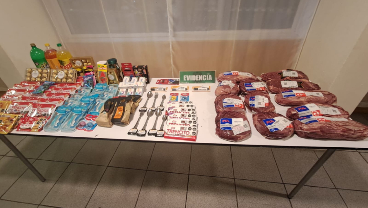 /detenidas-por-robo-con-intimidacion-en-supermercado-de-lebu