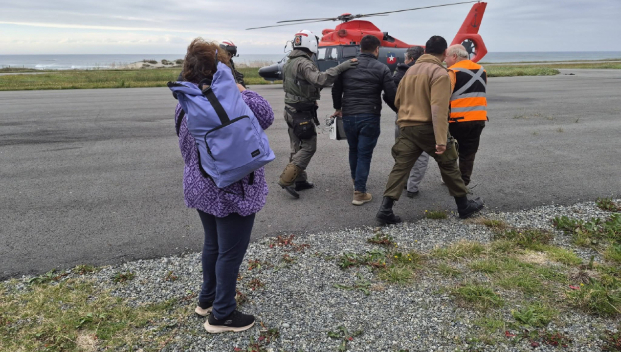 /evacuacion-medica-de-urgencia-desde-isla-mocha-permite-traslado-oportuno-de