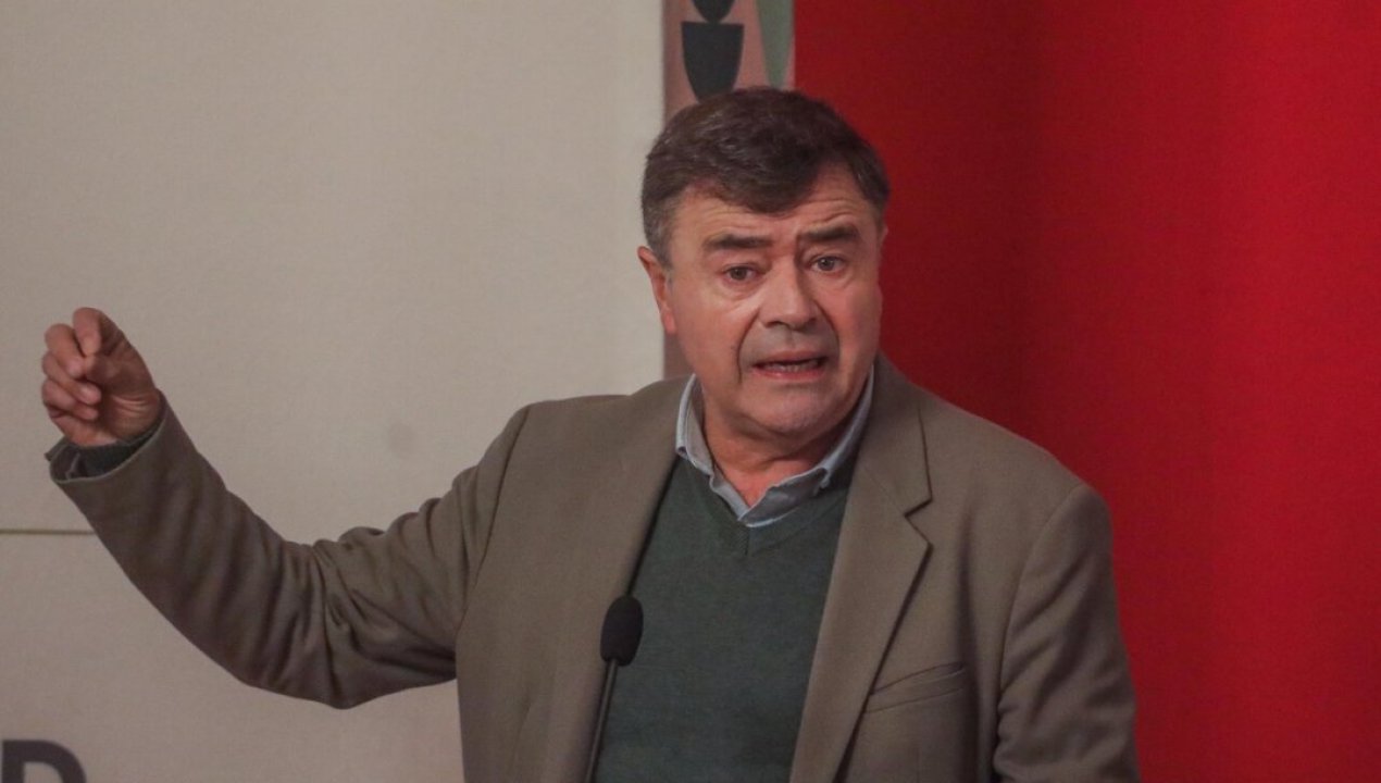 /actualidad/esteban-valenzuela-confirma-que-su-salida-fue-represalia-por-apoyar-dos