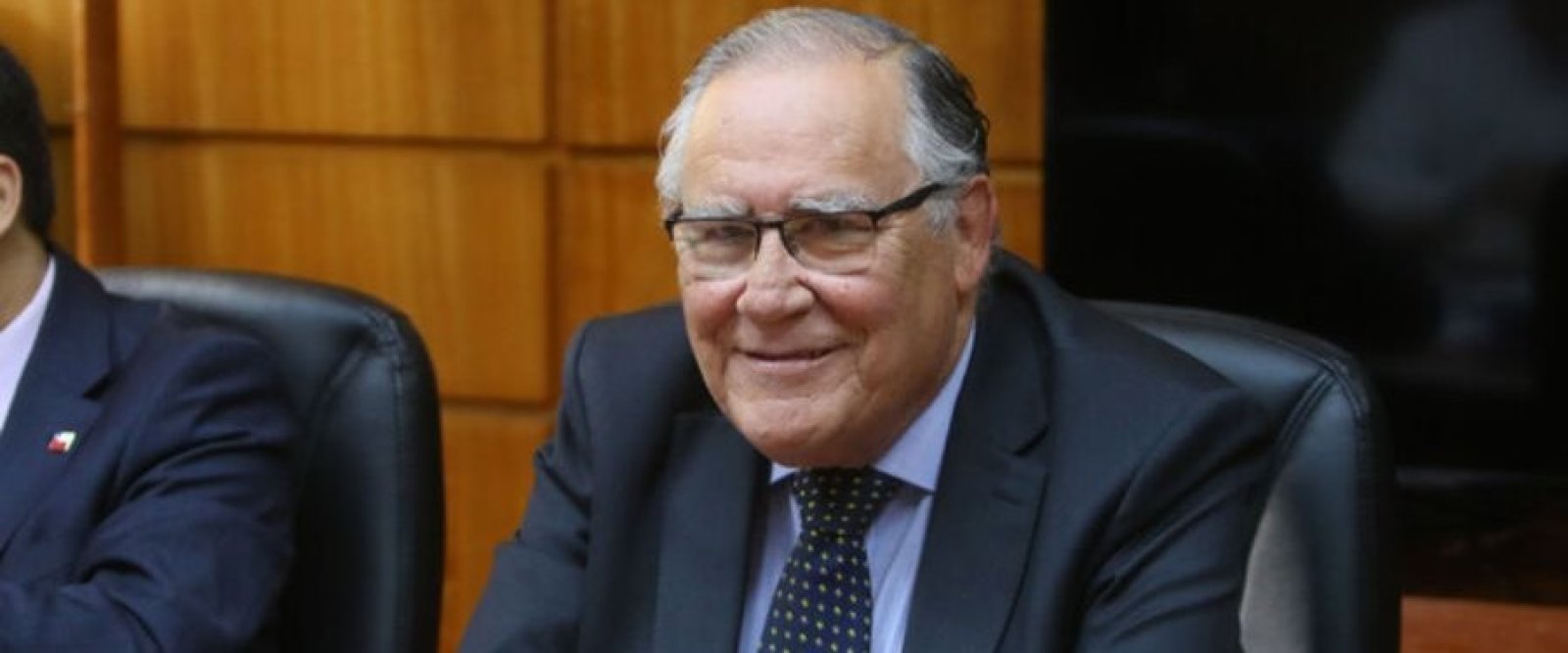 Ministro de Agricultura destaca estabilidad de precios de frutas y verduras pese al alza del combustible