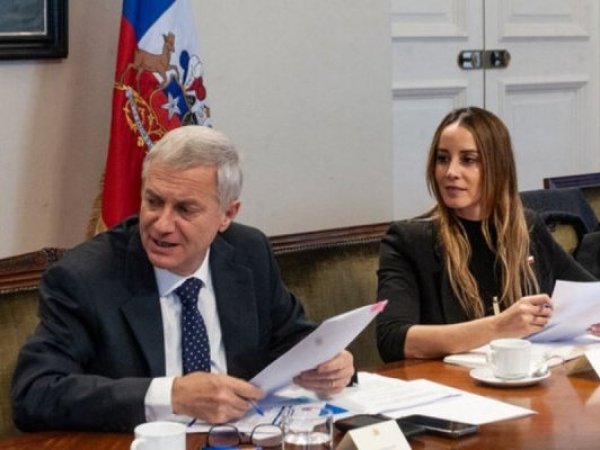 Cadem: baja aprobación de Kast y Sedini lidera evaluación negativa del gabinete