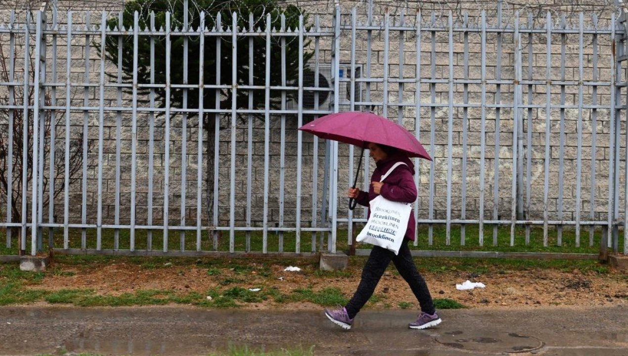 /actualidad/declaran-alarma-meteorologica-desde-la-araucania-a-los-lagos-por-sistema